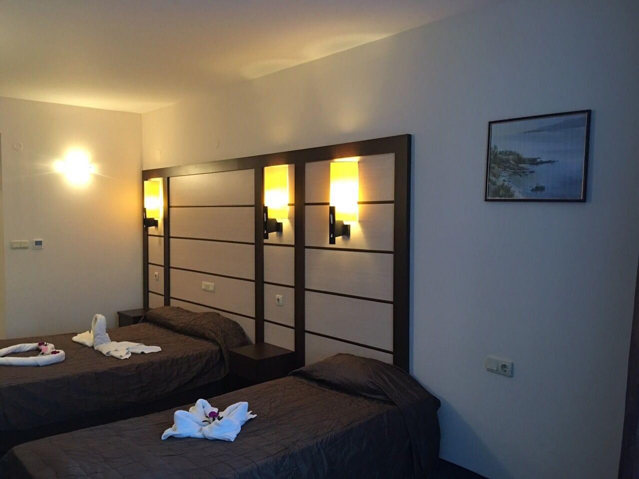 Sunny Bay Beach Hotel Pomorie Esterno foto
