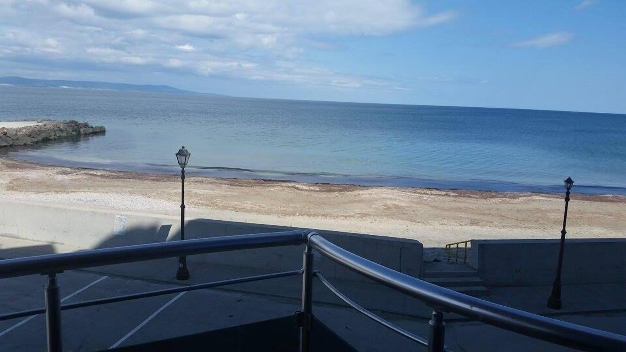 Sunny Bay Beach Hotel Pomorie Esterno foto