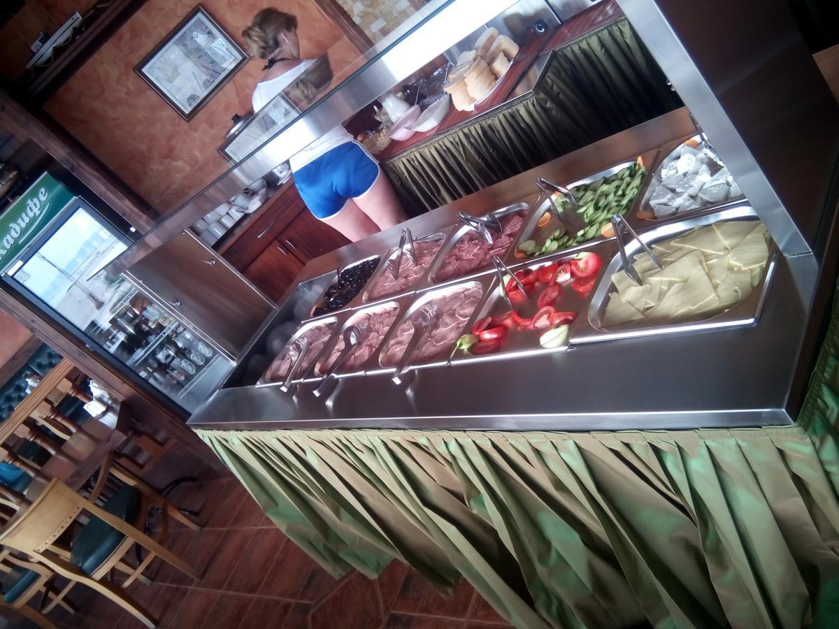 Sunny Bay Beach Hotel Pomorie Esterno foto
